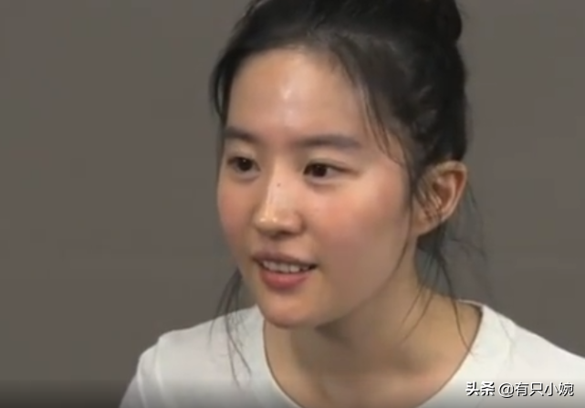 刘亦菲花木兰试镜罕见镜头曝光，对比杨采钰试镜，差距一目了然