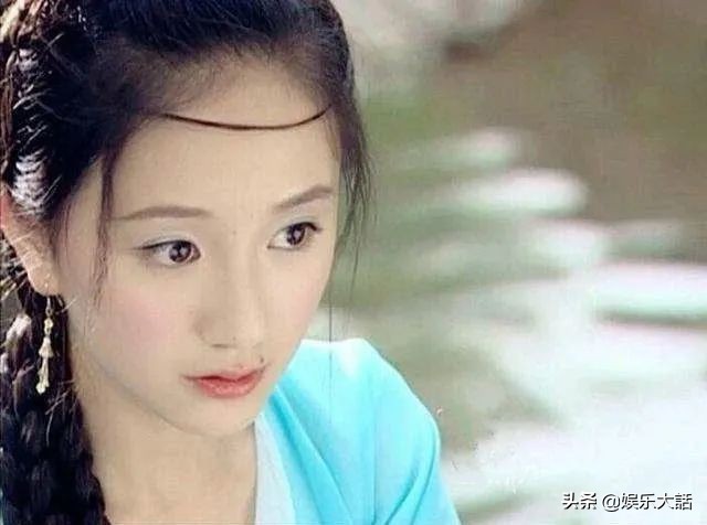 脸上有痣也好看的女演员，只服这6位，位置恰到