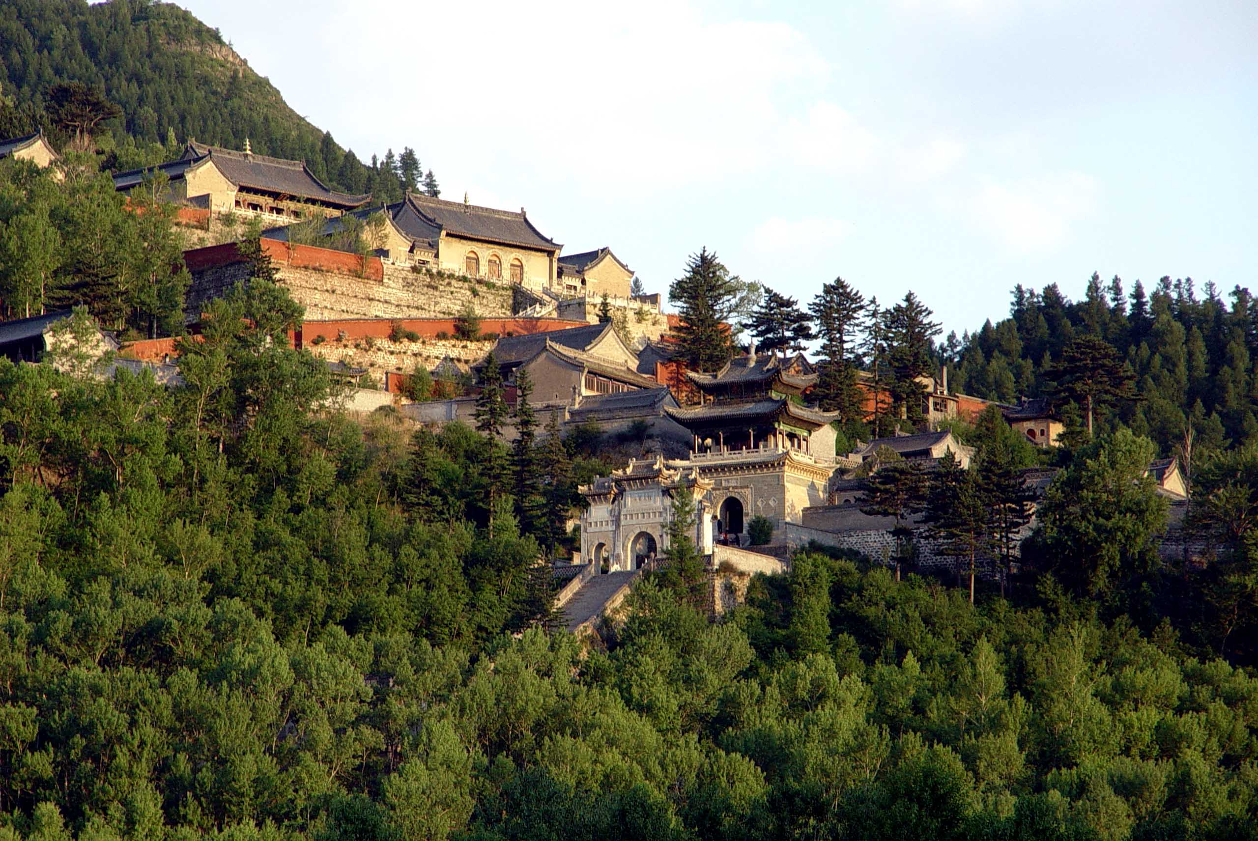 �������̨ɽ