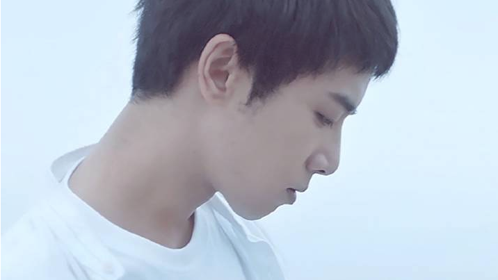 华晨宇通过栏目让自己成长，私下与张歆艺关系