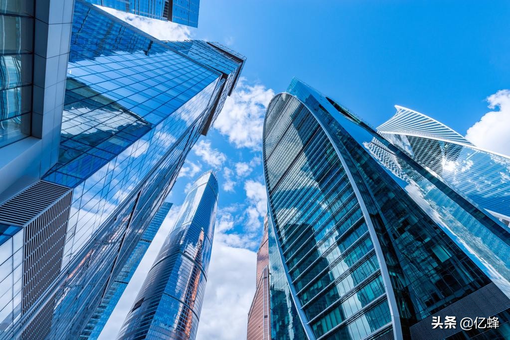 亿蜂教你如何发现工作中的商机，每月多赚2000+