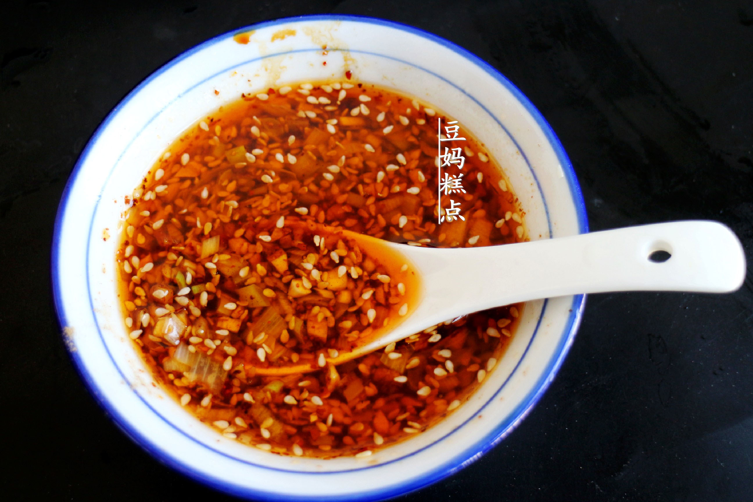 大年三十，做“口水雞”，這樣切一切就上桌