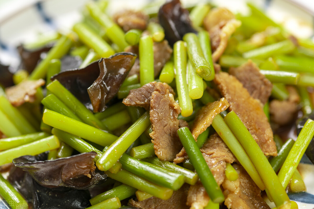 炒瘦肉总是发硬？不要直接下锅炒，牢记关键1步，鲜香嫩滑不粘锅