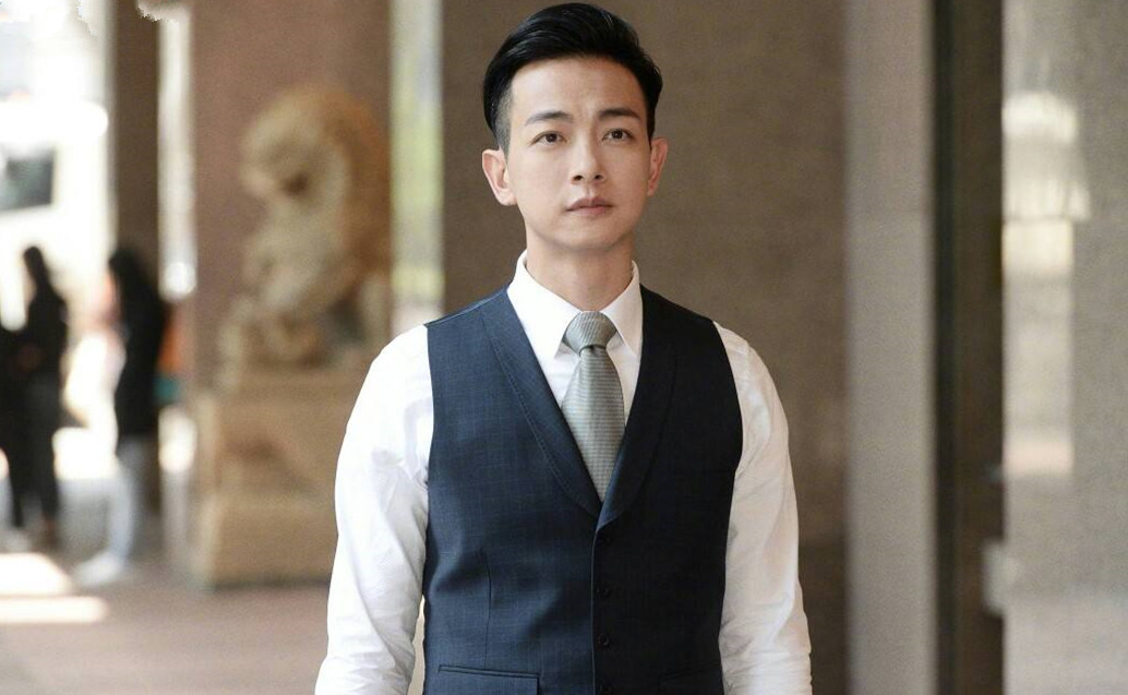 杨怡罗仲谦夫妇宣布改名，新名字绕口难记，称是为了家人过得更好