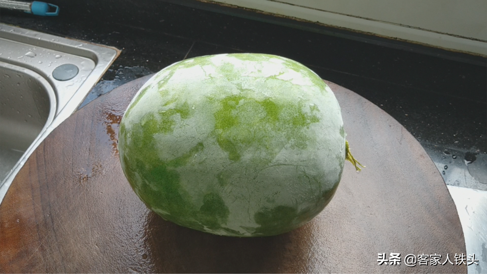 以後待客冬瓜不煲湯，加1塊魚腩這樣做，汁多味美，還沒一點腥味