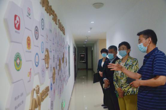 倾听委员心声 助力企业发展——崂山区政协领导走访慰问委员企业