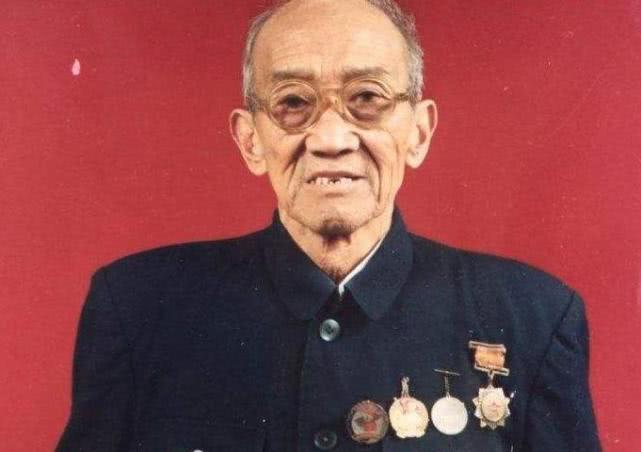 志愿军被俘的最高将领，回国后被开除党籍军籍