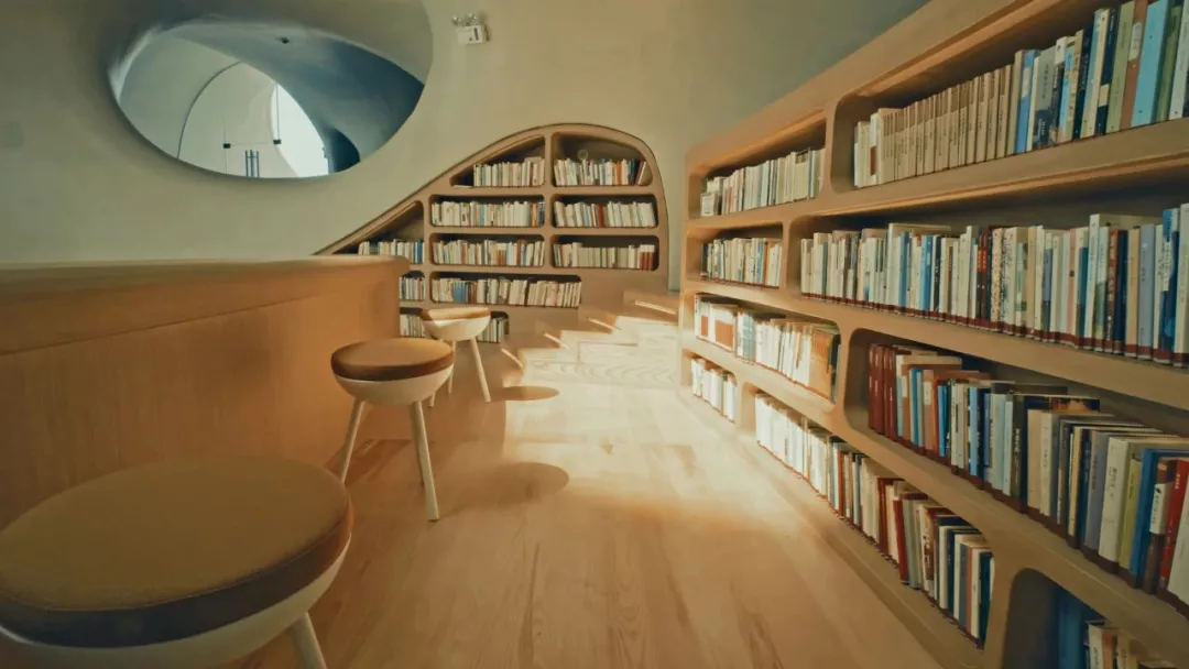 MAD最新设计 | 网红图书馆开业，高晓松的「晓岛」究竟妙在哪里？