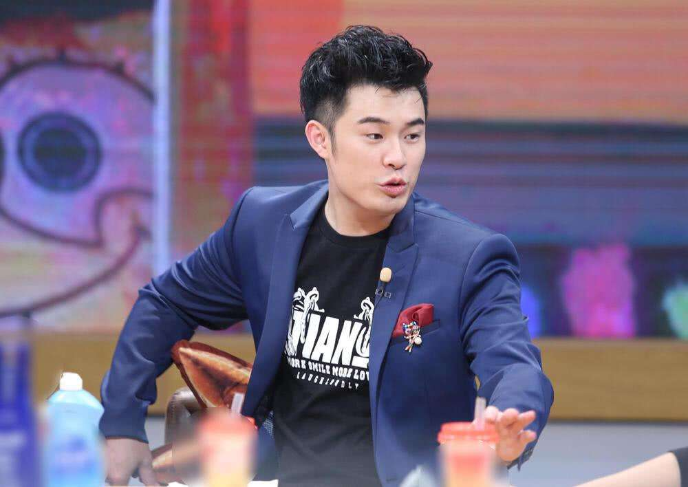 “歌手不唱歌、演员没作品，”全靠“综艺”撑热度的明星都有谁？