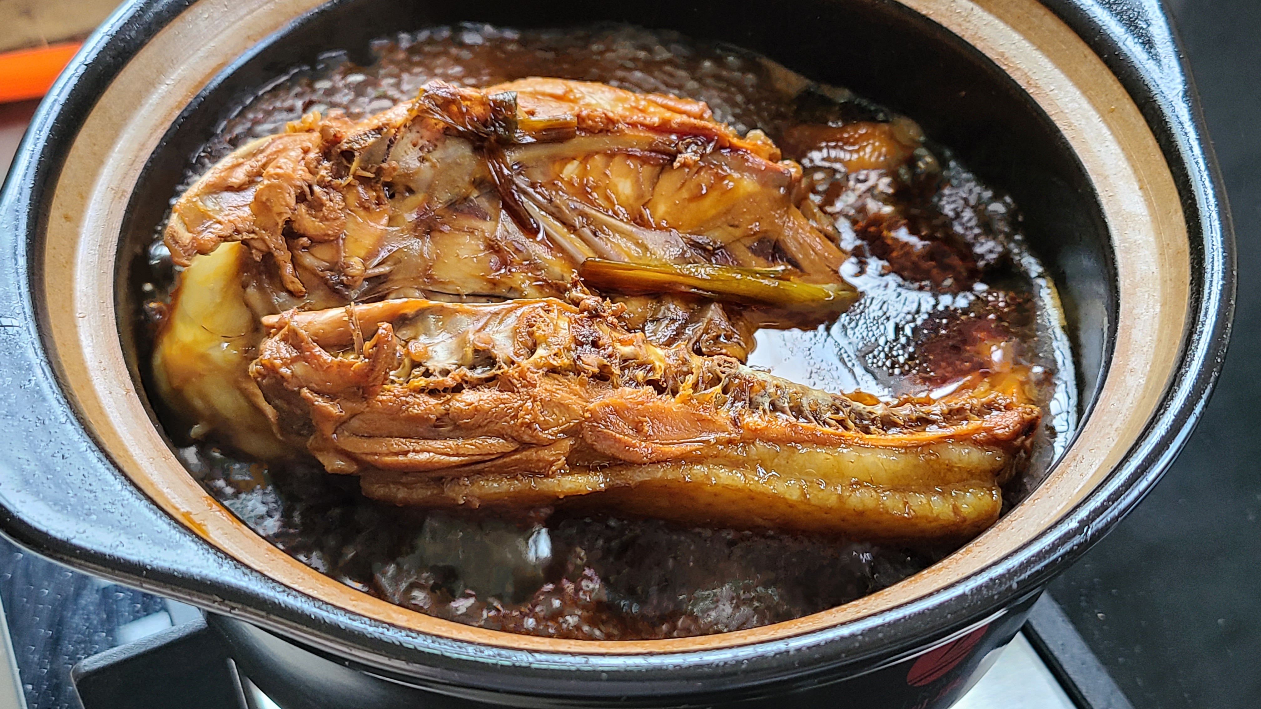 豉油鸡，广东人经常吃的一道美食，简单好吃香味浓，值得一吃