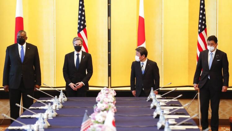 菅義偉向美國防長鞠躬，折斷了日本人的脊梁，趙立堅：背信棄義