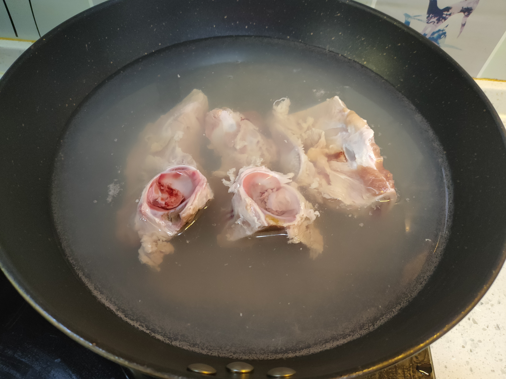 买排骨时，聪明人专挑这两个部位，肉多骨少，一斤才10元左右