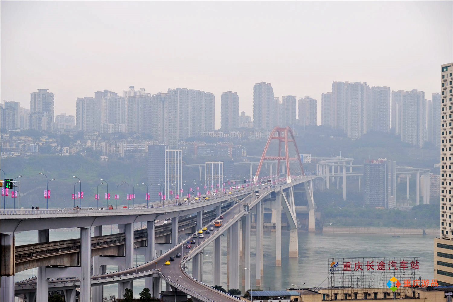 来重庆旅游会迷路吗？立体城市纵横交错，手机导航基本没用