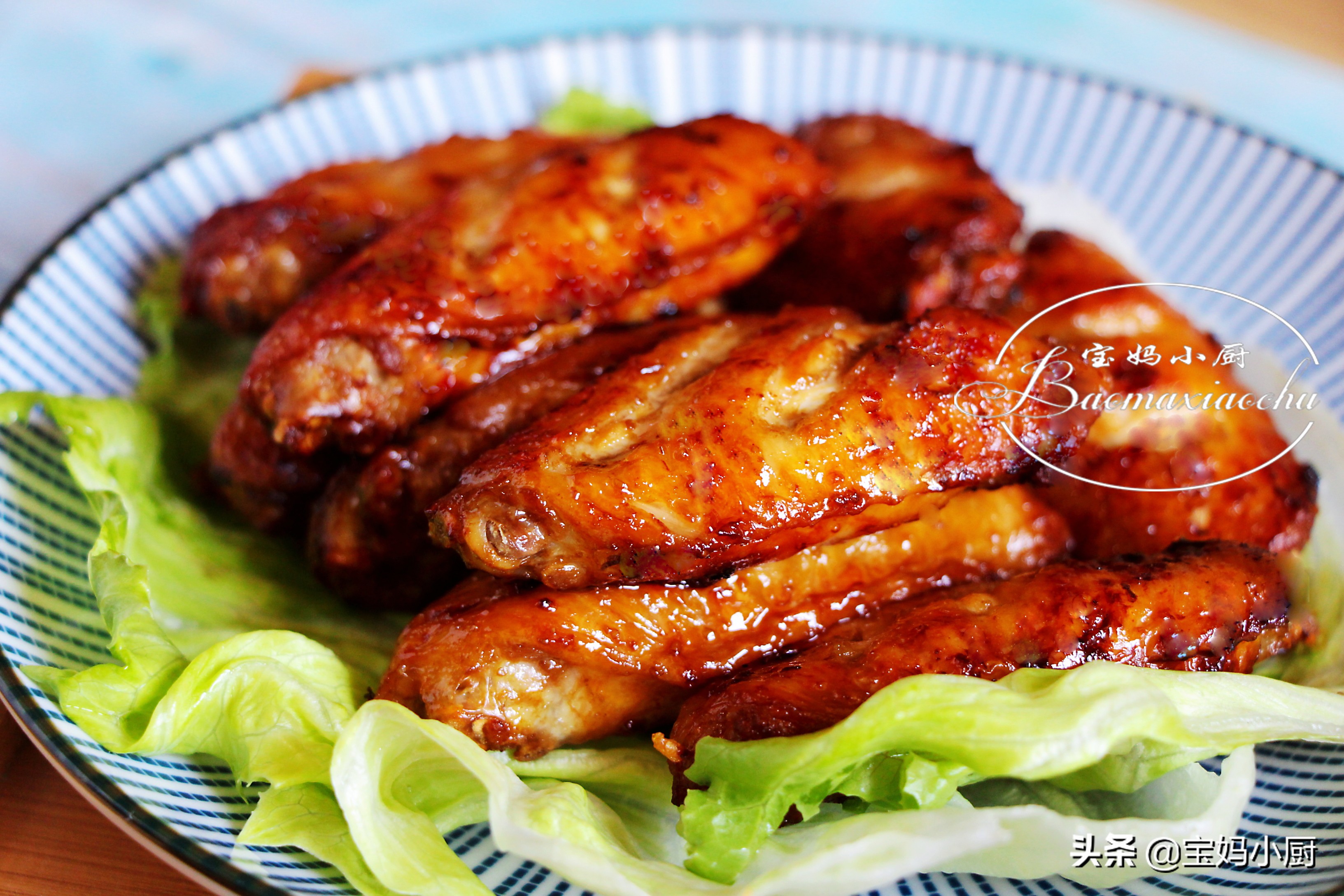 宝妈给孩子做炸鸡翅，不用一滴油，用料简单不繁琐，吃着可香了