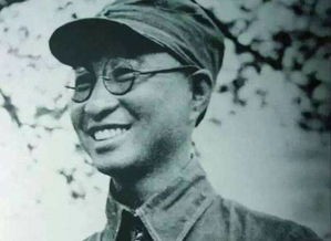 杨庆兰：17岁从战场背回一名重伤员，解放后，开