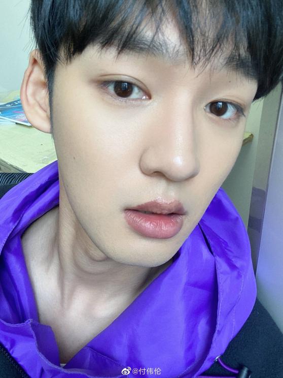 《棋魂》演员再爆猛料！付伟伦疑恋爱两周劈腿，郝富申劈腿4女生