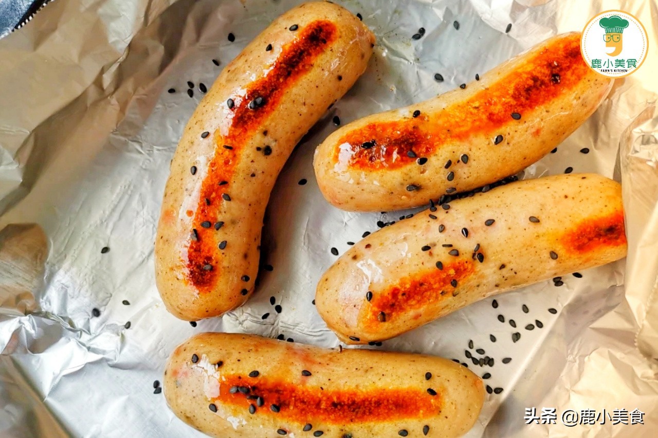 豬肉便宜時，做烤腸太划算了！ 做法簡單，皮脆肉嫩爽口，先收藏了