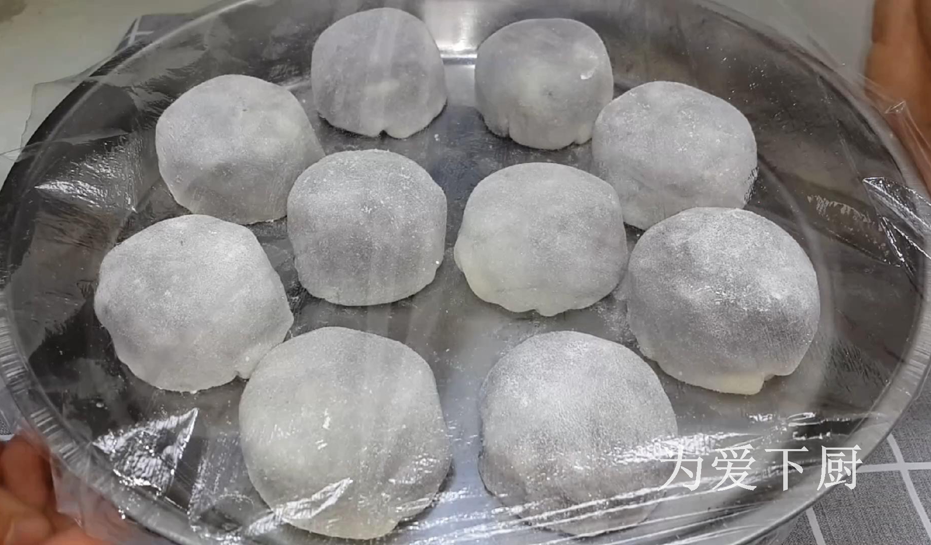 糯米粉這樣做才過癮，加半斤豆沙，軟糯又香甜，比雪媚娘還好吃
