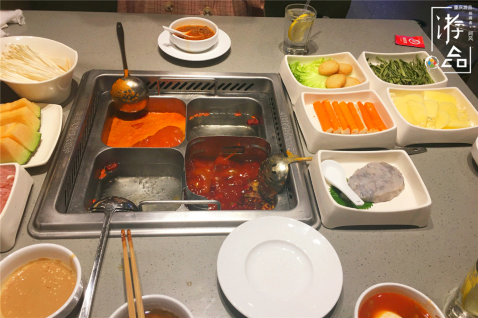 重庆人总是对来福士充满敌意，却不知它的名字里藏着“古渝雄关”