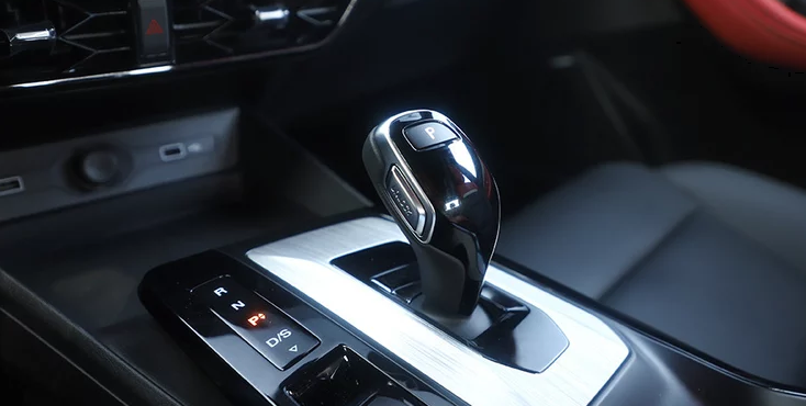 ��λ������ʮ�������γ�����������ͬ�����ʳ���ʵ����Ӯ�г�