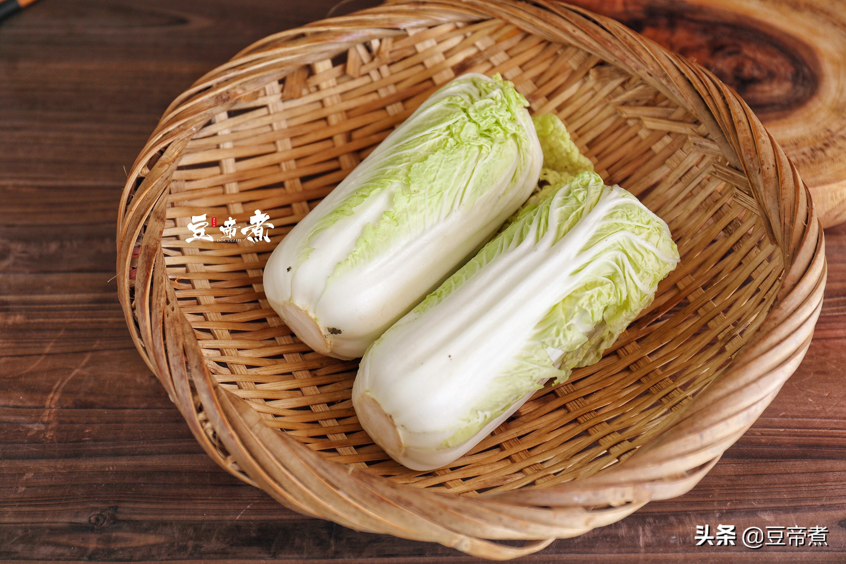 吃百菜不如吃白菜，白菜又以此菜為最好，簡單搭配水煮味道極好