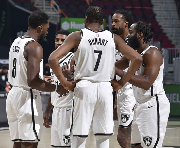 Why has not basket net played a knight? It is 3 tycoons obviously, let Ervine be hit into odd nucleus unluckily