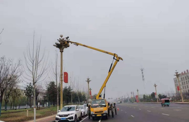 对“重点、难点、痛点、堵点”出硬招！“大小”包联提升城市颜值