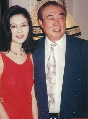 香港第一美、香港楼后，关之琳资产惊人，实力