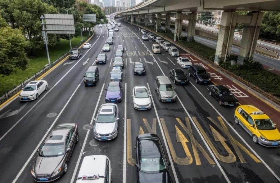 高颜值，大空间，强性能，不限行，一部满足你所有的"绿牌"新车