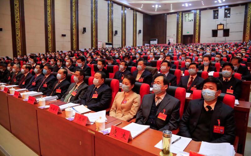 中共黄南州委召开十二届十一次全体会议