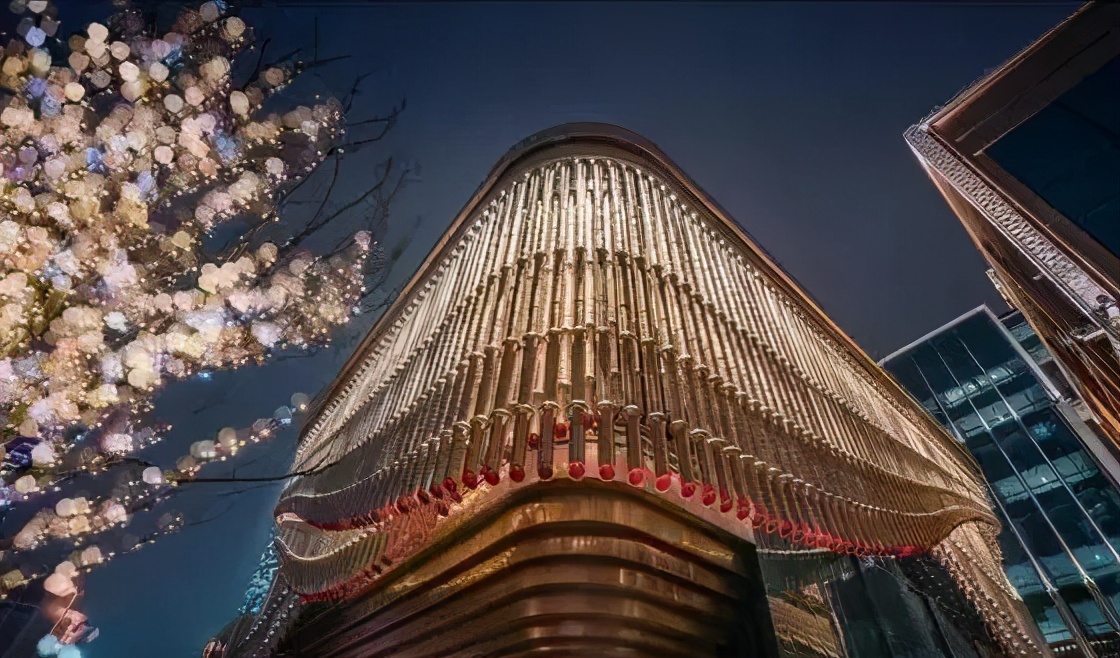 网红建筑沦为"自杀圣地"后被无限期关停