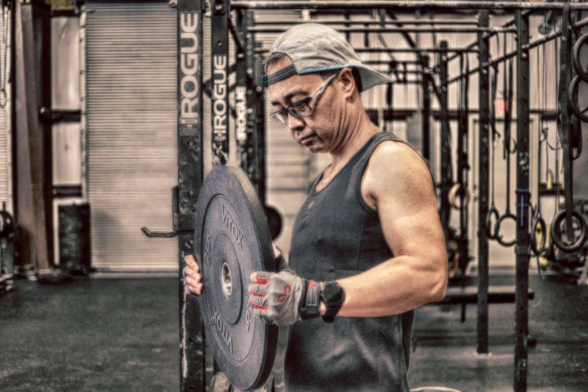 城市轻运动装备优选，咕咚智能运动手表F4