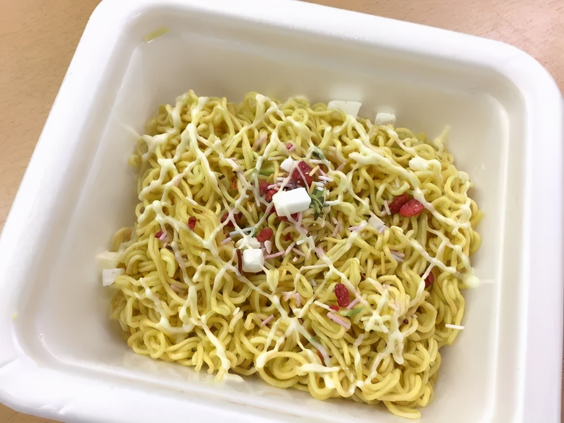日 本 奇 葩 泡 面 大 赏