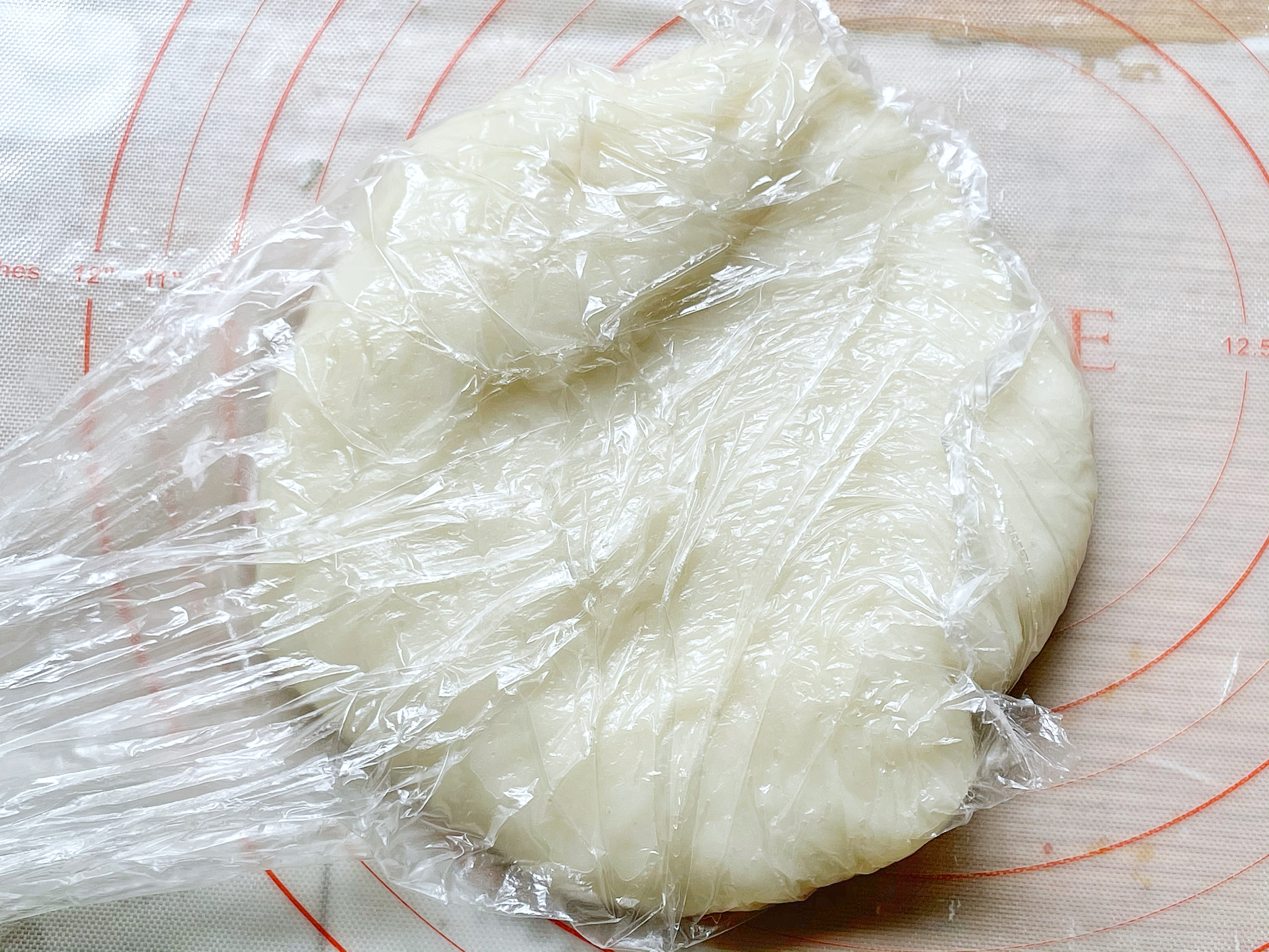 1碗糯米，半斤溫水，在家自製驢打滾，1口蒸鍋就搞定，簡單