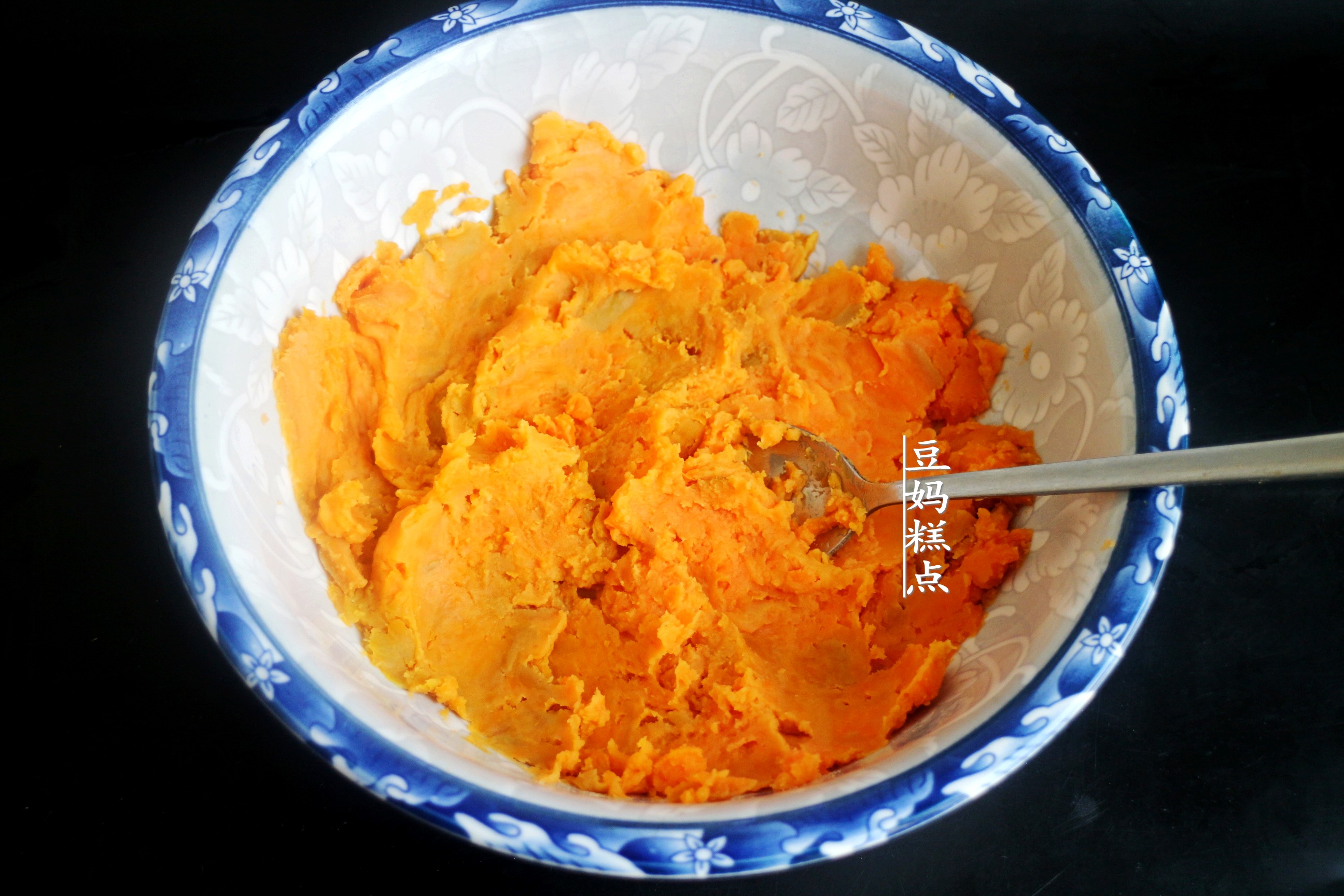 零失敗的，紅薯餅做法，軟糯香甜不發膩，太好吃了