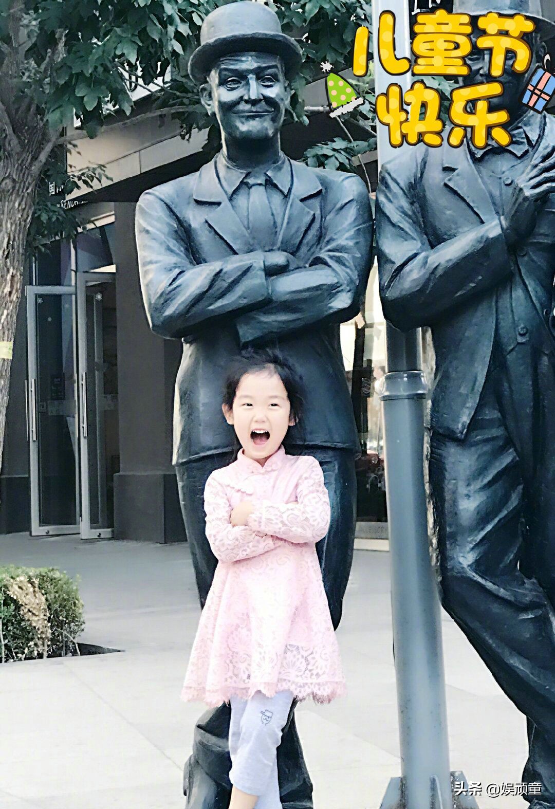 玲花分享多张女儿正面照，完美避开爸爸的长相