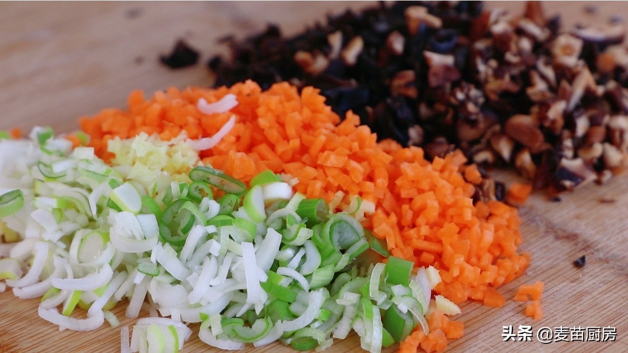 白菜這吃法太鮮嫩了，一層比一層好吃，多汁又美味，老做法教會你