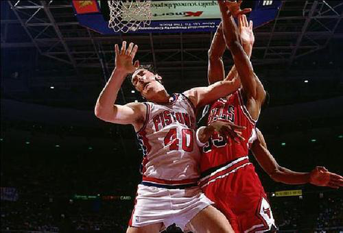 第一恶人兰比尔有多脏？鲍文和帕楚里亚都比不