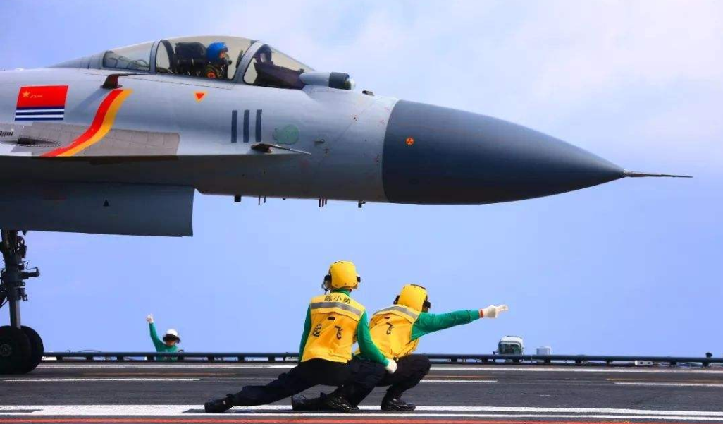 把辽宁号免费送给巴铁？最高兴的可能是印度