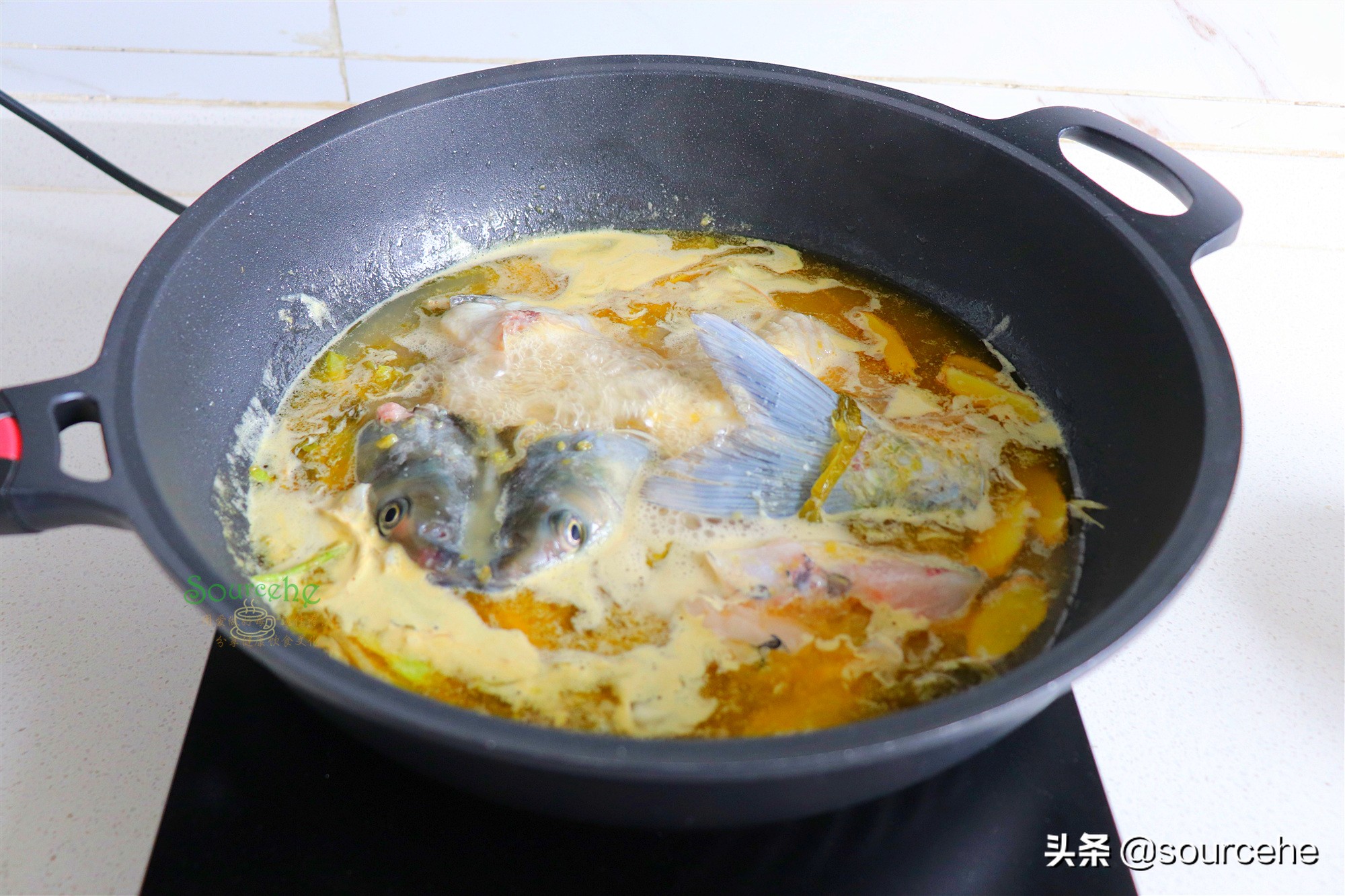 想吃酸菜鱼不用点外卖，在家做只需8分钟，酸辣可口，开胃下饭
