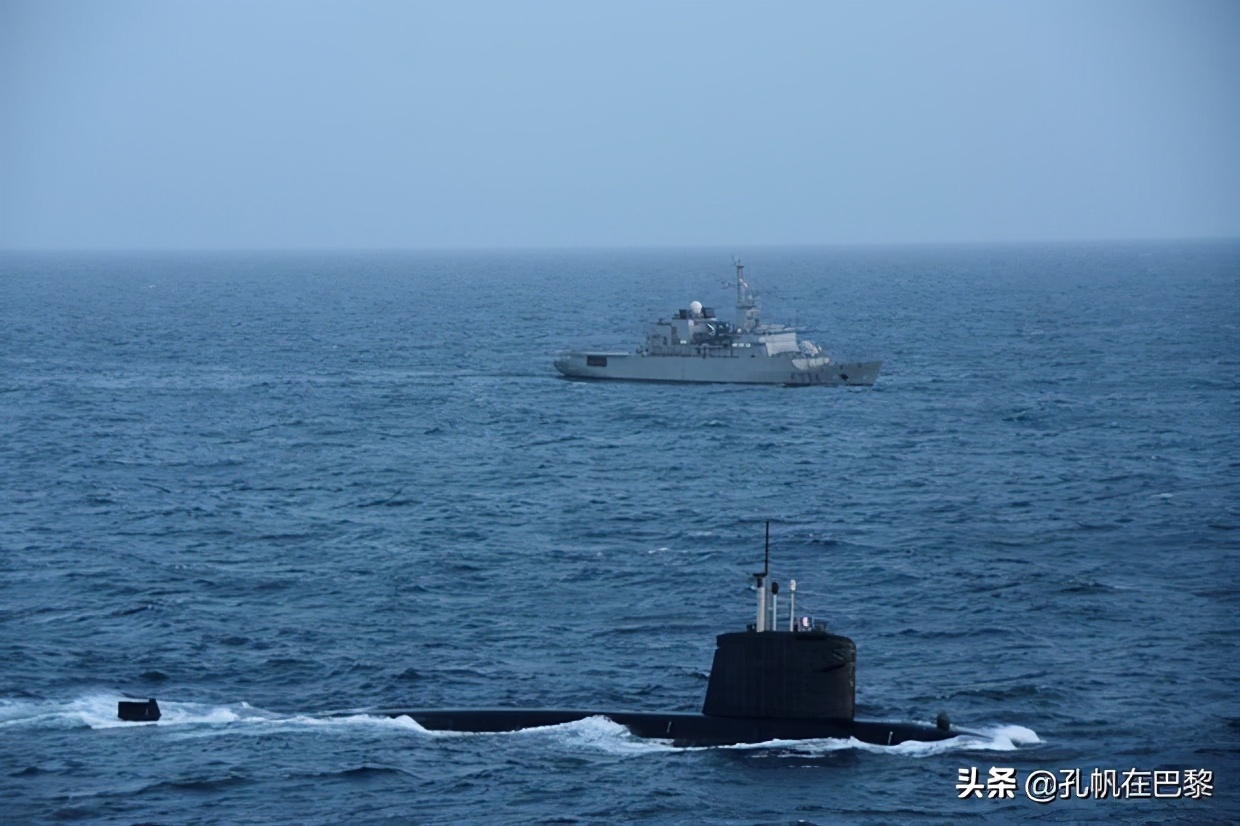 英法船舰万里迢迢开到南海 还没开始表演已经成乌合之众