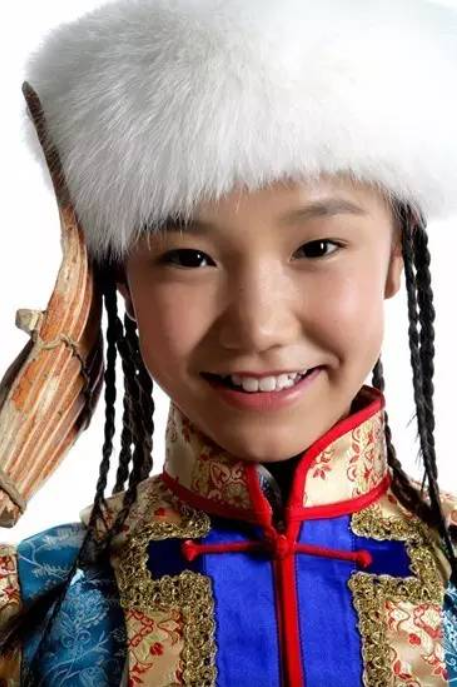 15年过去了，那个唱《吉祥三宝》的一家子，为何销声匿迹了？