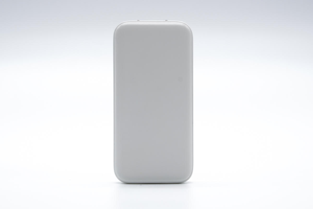 不止OPPO，这些厂商都推出了超薄快充新品