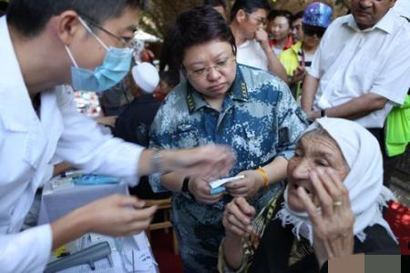 蓝天救援队警告的是谁？韩红回应作秀质疑，鸿星尔克诈捐被澄清