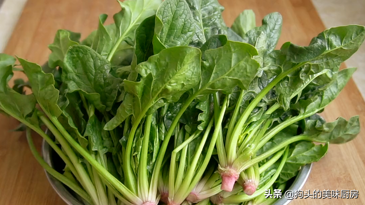 春天多吃菠菜，學會這種做法，孩子隔三差五要吃，上桌就光盤