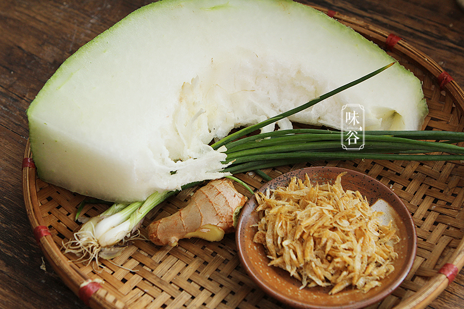 芒种后，宁可不吃肉也要吃这菜，蒸一蒸就上桌，清淡解暑味道鲜