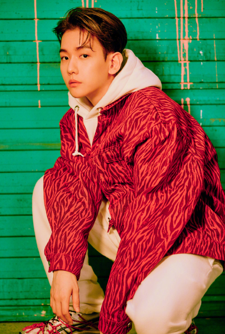 粉丝也变私生饭？边伯贤家门口被私生饭蹲守，