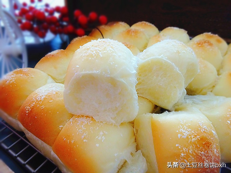 我家面包从来不买，用这个方法做，面包暄软醇香，久放不硬