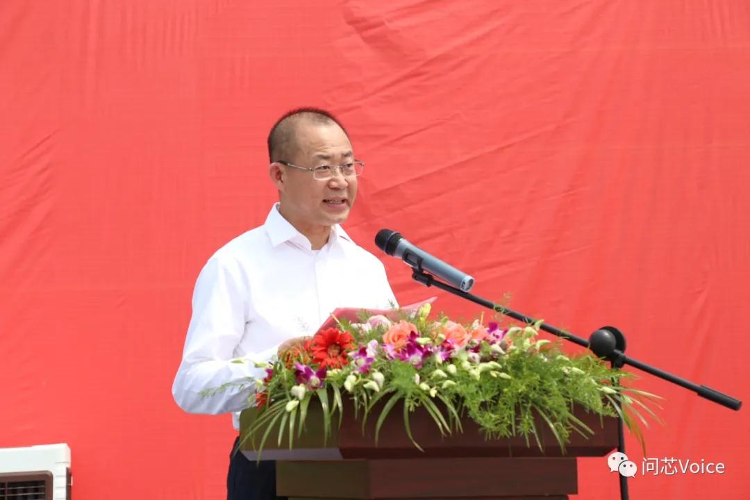 中芯国际“师徒大战”开打：蒋爸加入！梁孟松