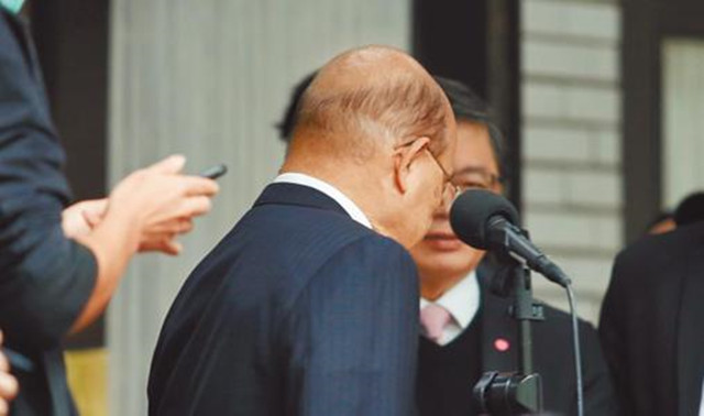 蘇貞昌德不配位，還能賴多久？